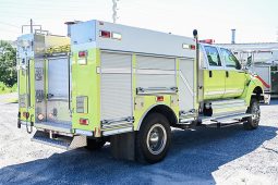 sold sold sold 2004 Ford 1000/400 4X4 Attack Pumper full